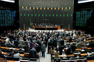 brasil, debate, derecho, emigración, emigrados, españoles, estatuto, expatriados, exterior, extranjero, ley migracion, regulacion